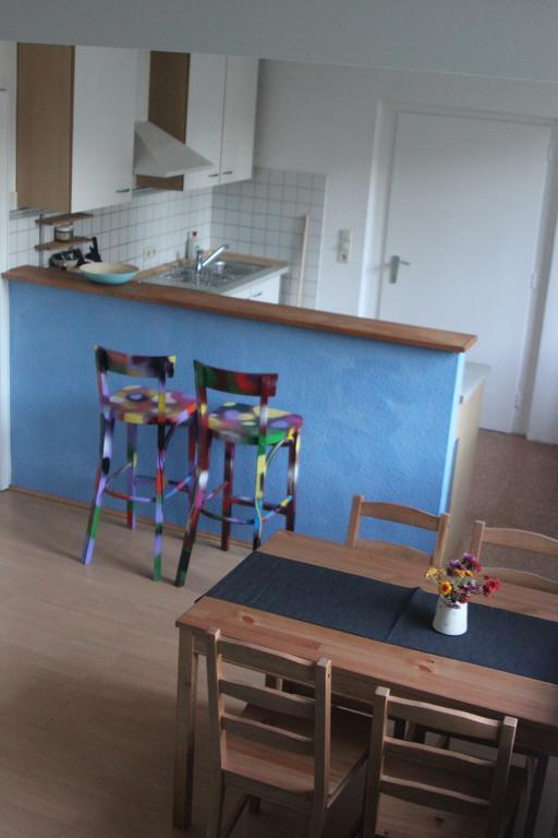 Ferienwohnung Freiburg Herdern Zimmer foto